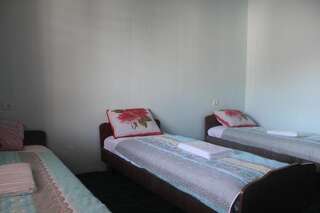Хостелы Canal Hostel Шеки Односпальная кровать в общем номере для женщин-17
